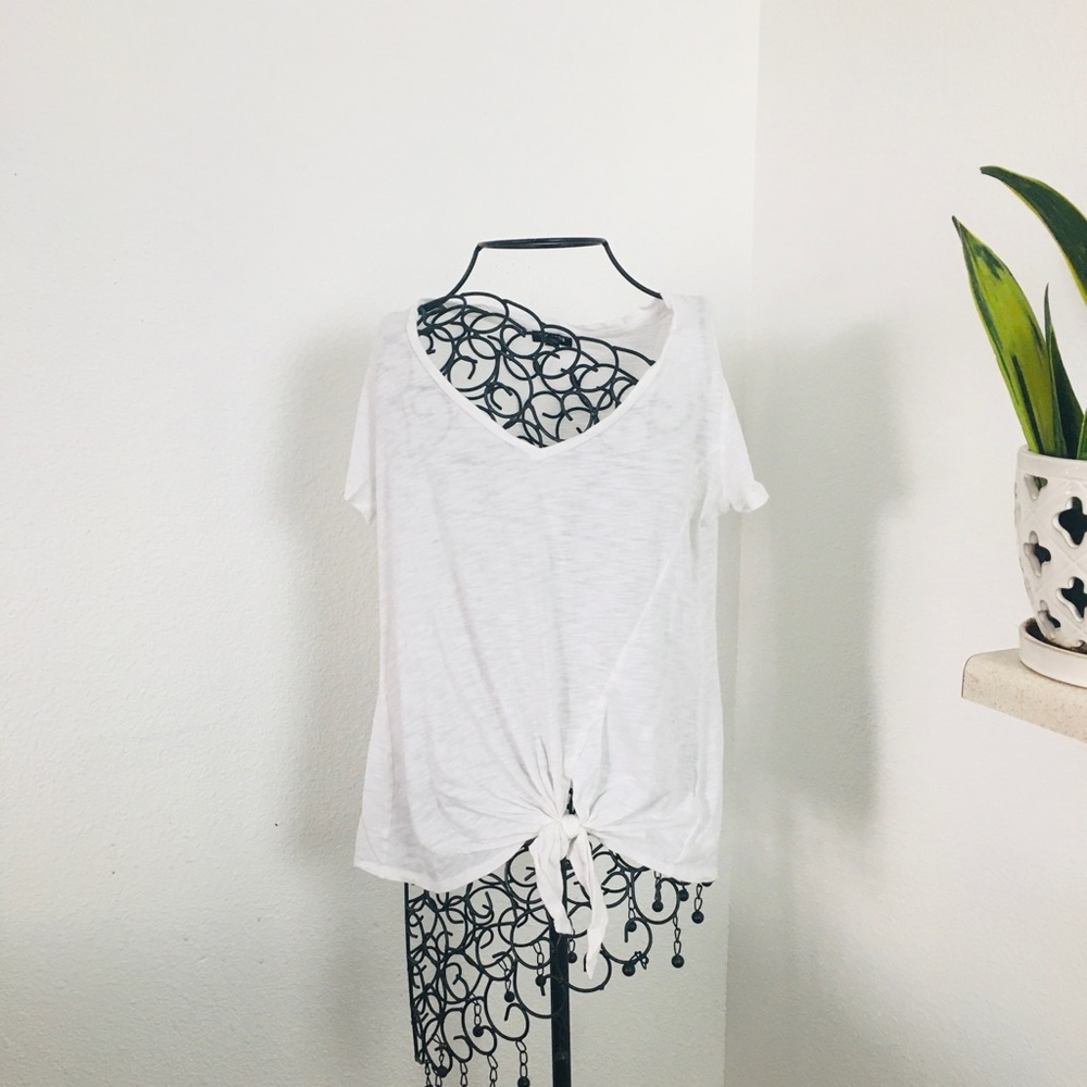 EXPRESS S white shirt v neck